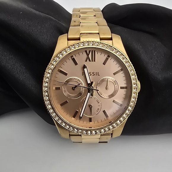 FOSSIL Scarlette Women's Rose Gold Stainless Steel Watch Roman Numeral Quartz - Picture 1 of 12